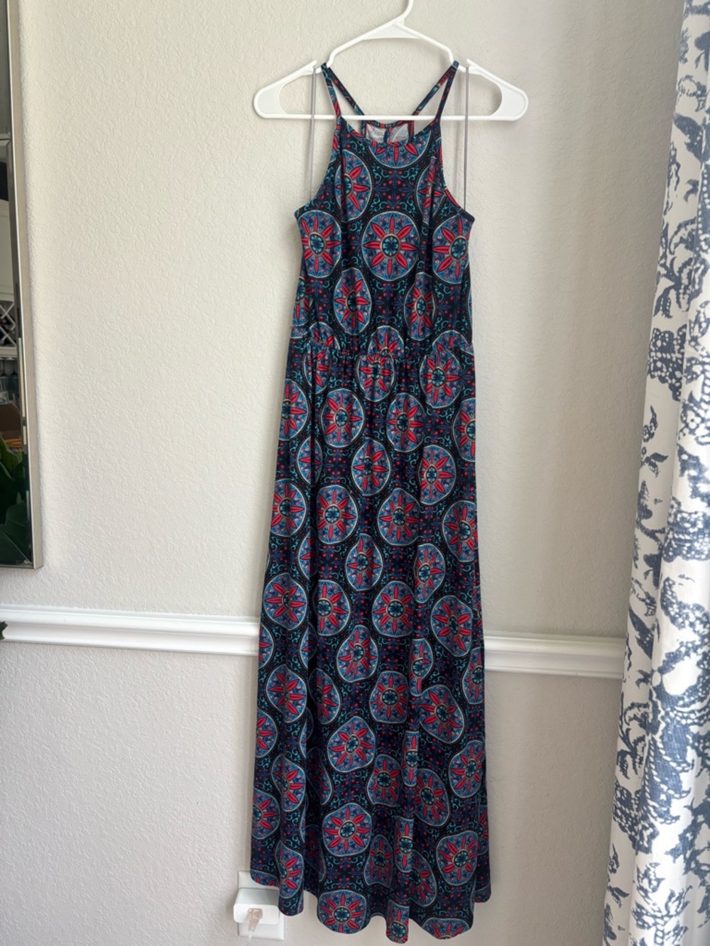 Sleeveless black Medallion Print Maxi Dress